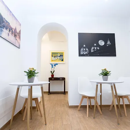 Dreaming In Rome - Vittorio Veneto Guest House-2